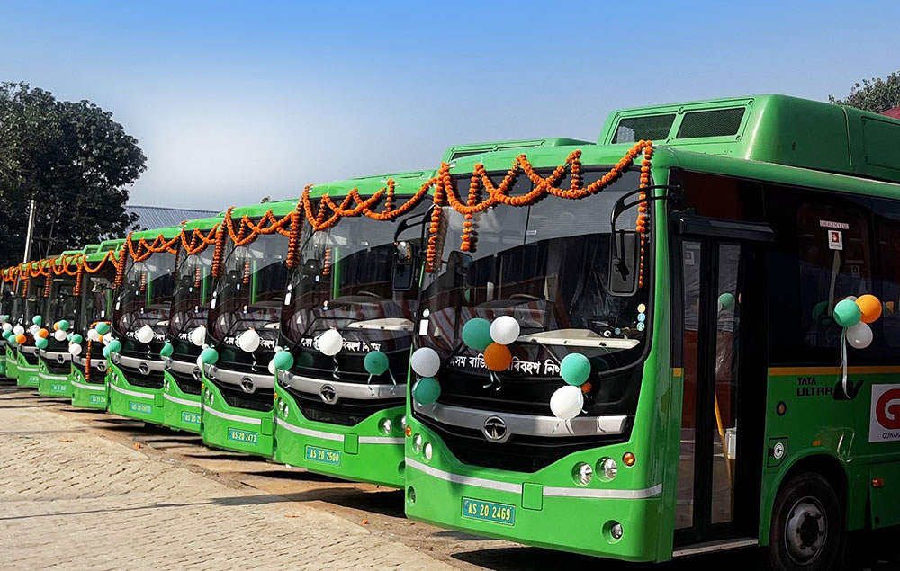 India’s EV Transition Could Get $1 Billion Support for Buses and Trucks